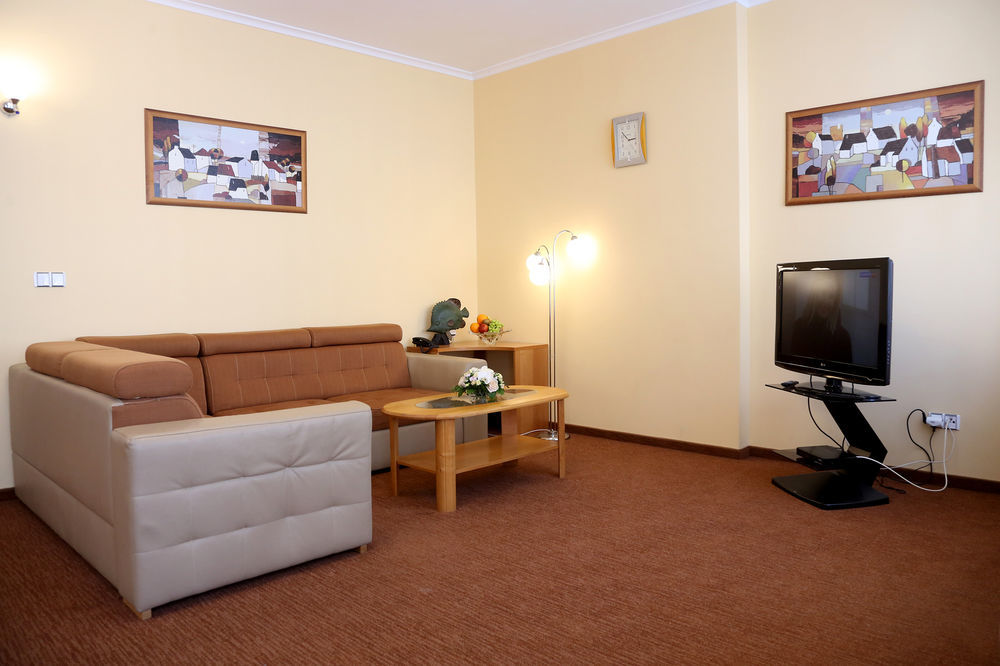 Riverside Apartments Thalia Карловы Вары Экстерьер фото