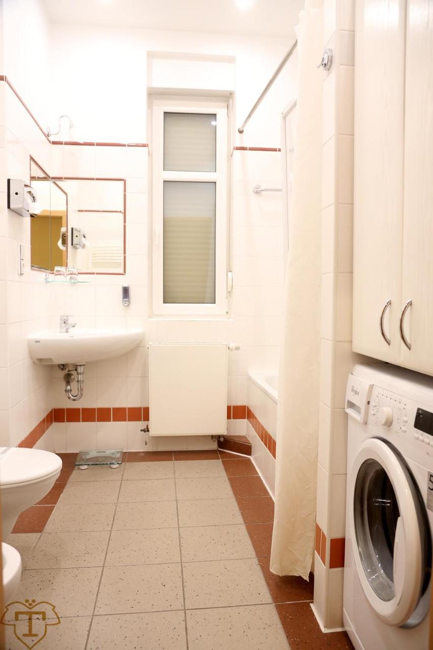 Riverside Apartments Thalia Карловы Вары Экстерьер фото